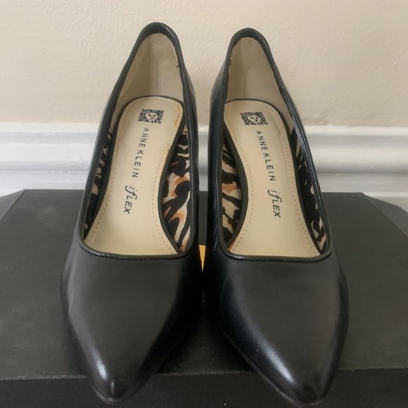 Anne Klein shoes - Picture 2 of 6